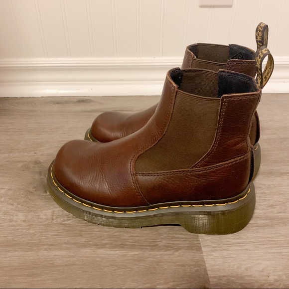 SOLD Dr. Martens Brown Chelsea Boots Size 7 - Picture 2 of 5